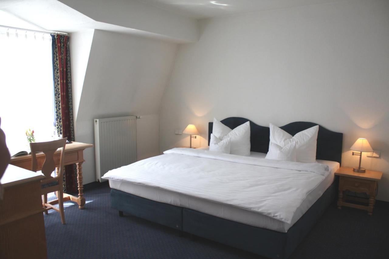 Hotel Zur Post 브릴온 외부 사진
