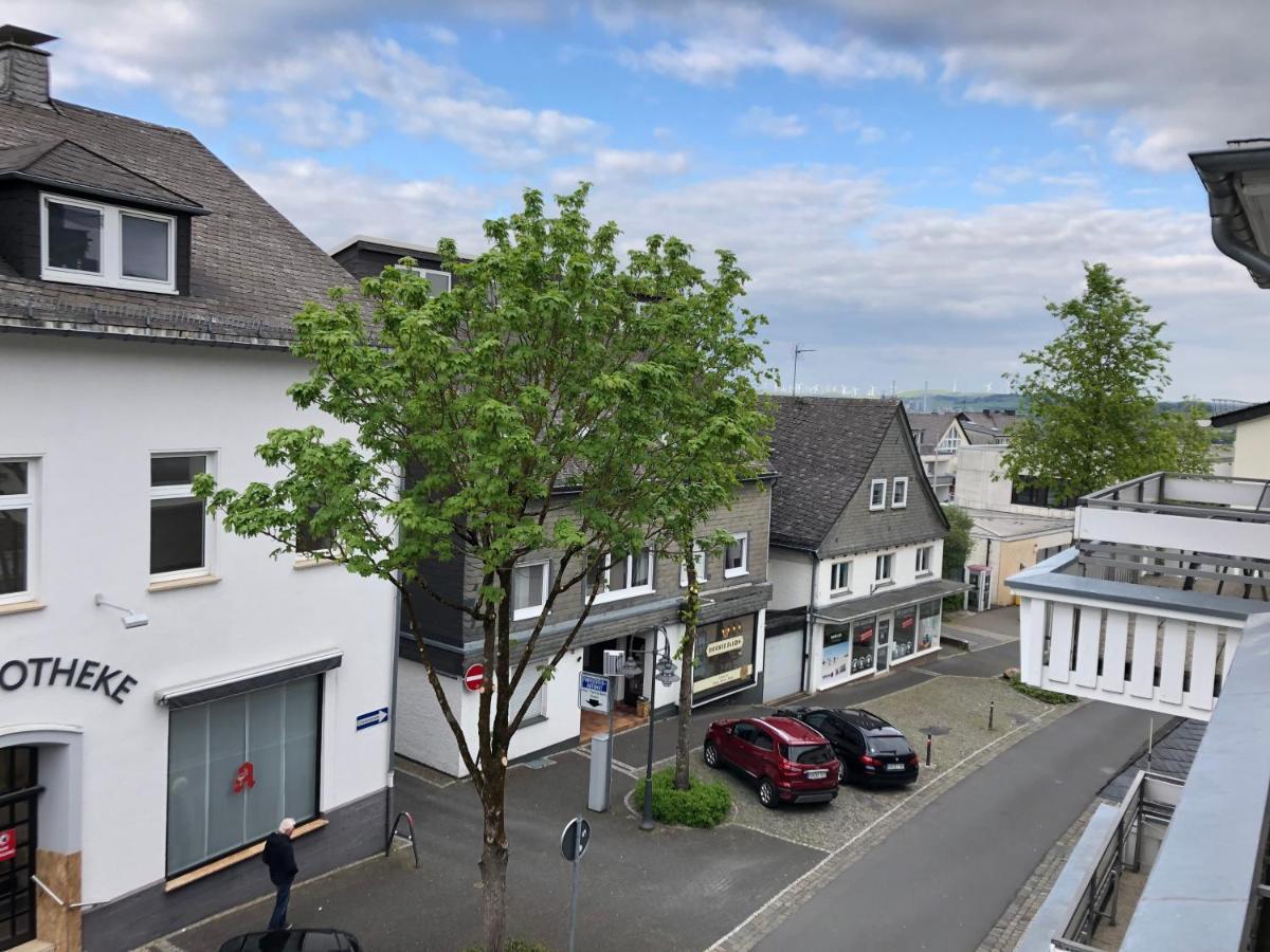 Hotel Zur Post 브릴온 외부 사진